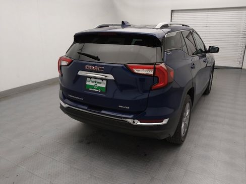 Used 2022 GMC Terrain SLT image 7