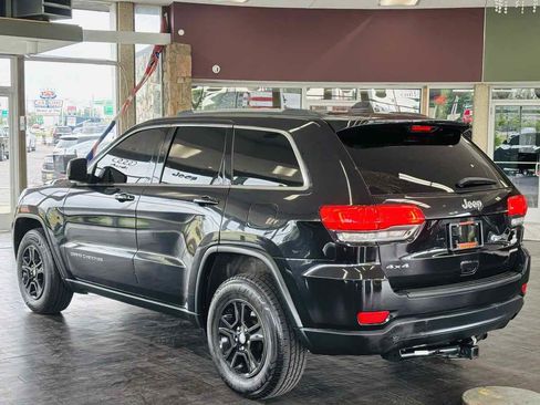 Used 2016 Jeep Grand Cherokee Laredo w/ Quick Order Package 23E AWD/4WD image 11