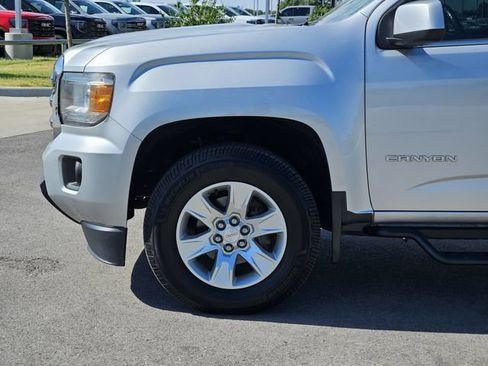 Used 2018 GMC Canyon SLE w/ SLE Convenience Package AWD/4WD image 10