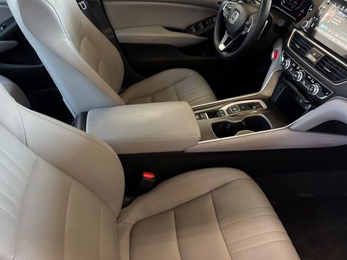 Certified 2018 Honda Accord EX-L image 15