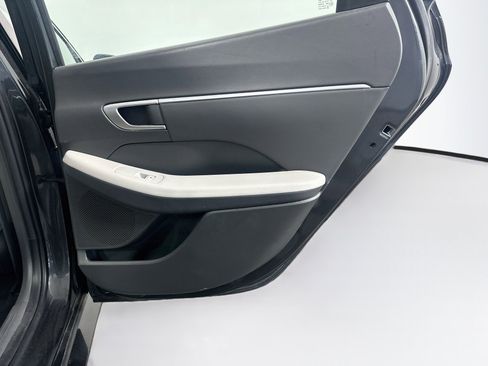Used 2025 Hyundai Sonata SEL FWD image 30