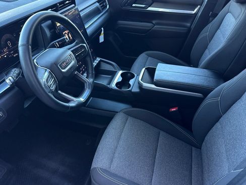 Used 2025 GMC Terrain Elevation FWD image 10