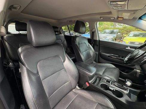 Used 2018 Kia Sportage SX FWD image 9