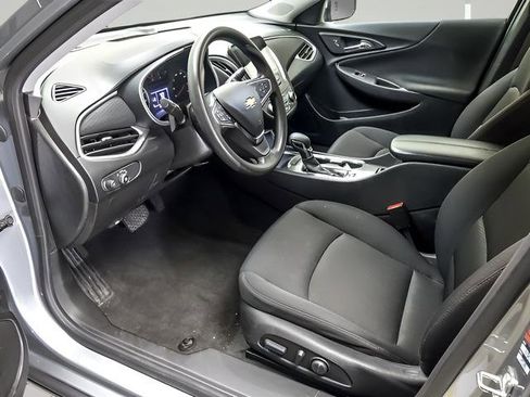 Used 2024 Chevrolet Malibu LT image 9