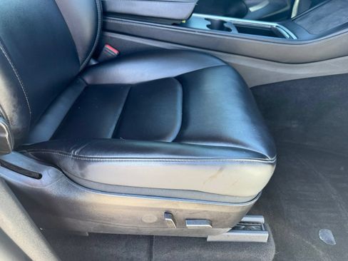 Used 2022 Tesla Model Y Performance AWD/4WD image 28