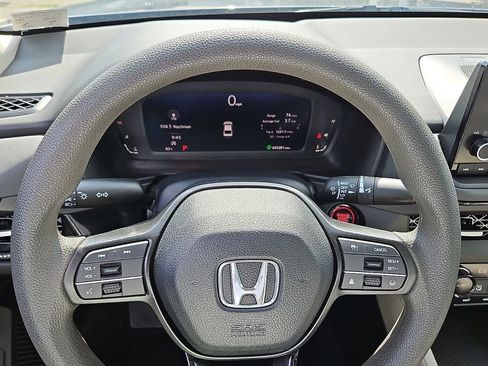 Used 2023 Honda Accord EX image 19