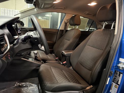 Used 2022 Kia Rio S w/ Technology Package image 34