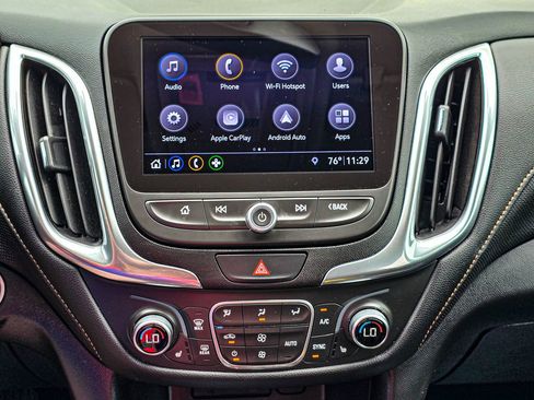 Used 2019 Chevrolet Equinox Premier image 18