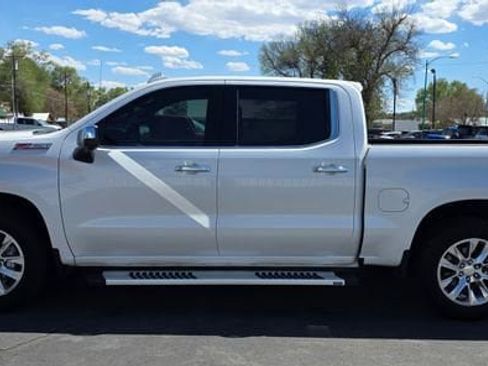 Used 2021 Chevrolet Silverado 1500 LTZ AWD/4WD image 4