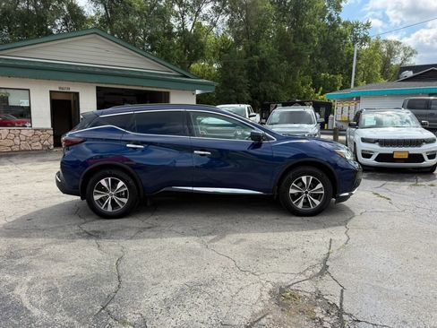 Used 2019 Nissan Murano SV AWD/4WD image 6