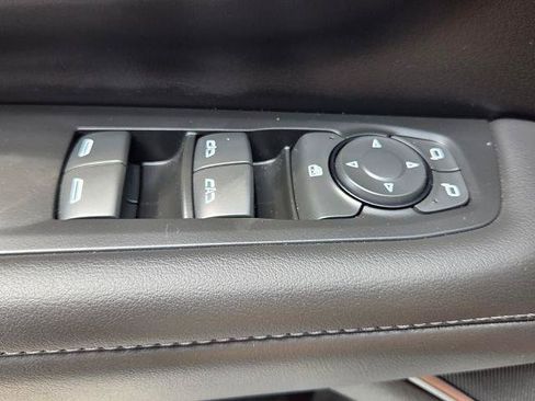 Used 2023 Chevrolet Tahoe 2WD w/ Remote Keyless Entry Package image 25