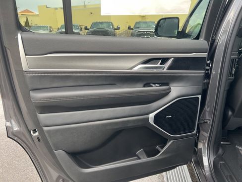 New 2026 Jeep Grand Wagoneer Limited image 18