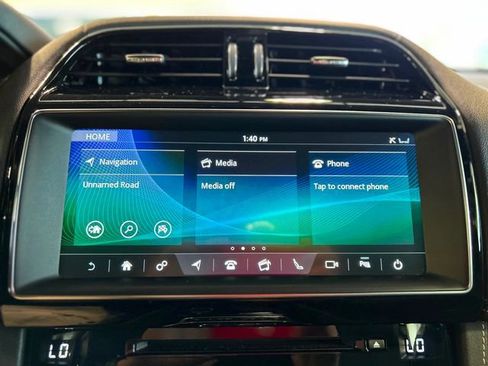 Used 2020 Jaguar F-PACE Checkered Flag image 30