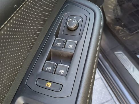 Certified 2024 Volkswagen Atlas SE image 19