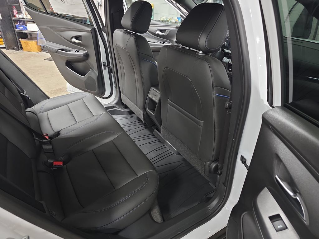 New 2026 Buick Envista Sport Touring w/ Convenience I Package FWD image 11