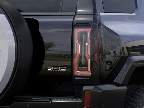 New 2026 GMC Hummer EV SUV AWD/4WD image 12