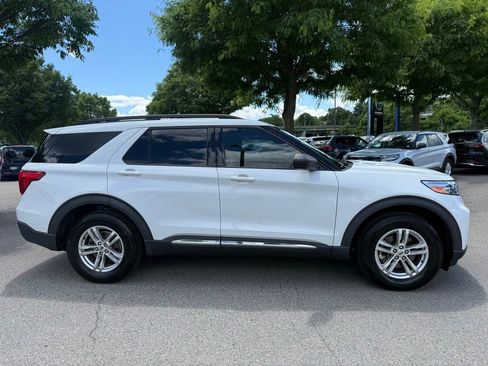 Used 2020 Ford Explorer XLT w/ Class III Trailer Tow Package AWD/4WD image 5