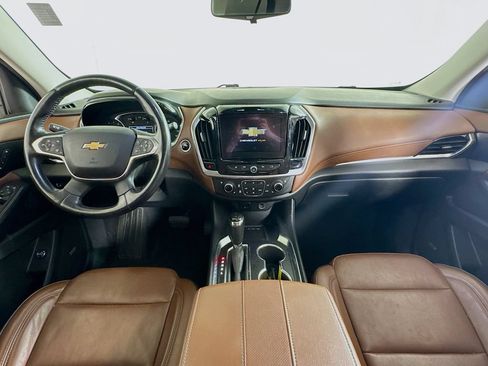Used 2019 Chevrolet Traverse High Country AWD/4WD image 32