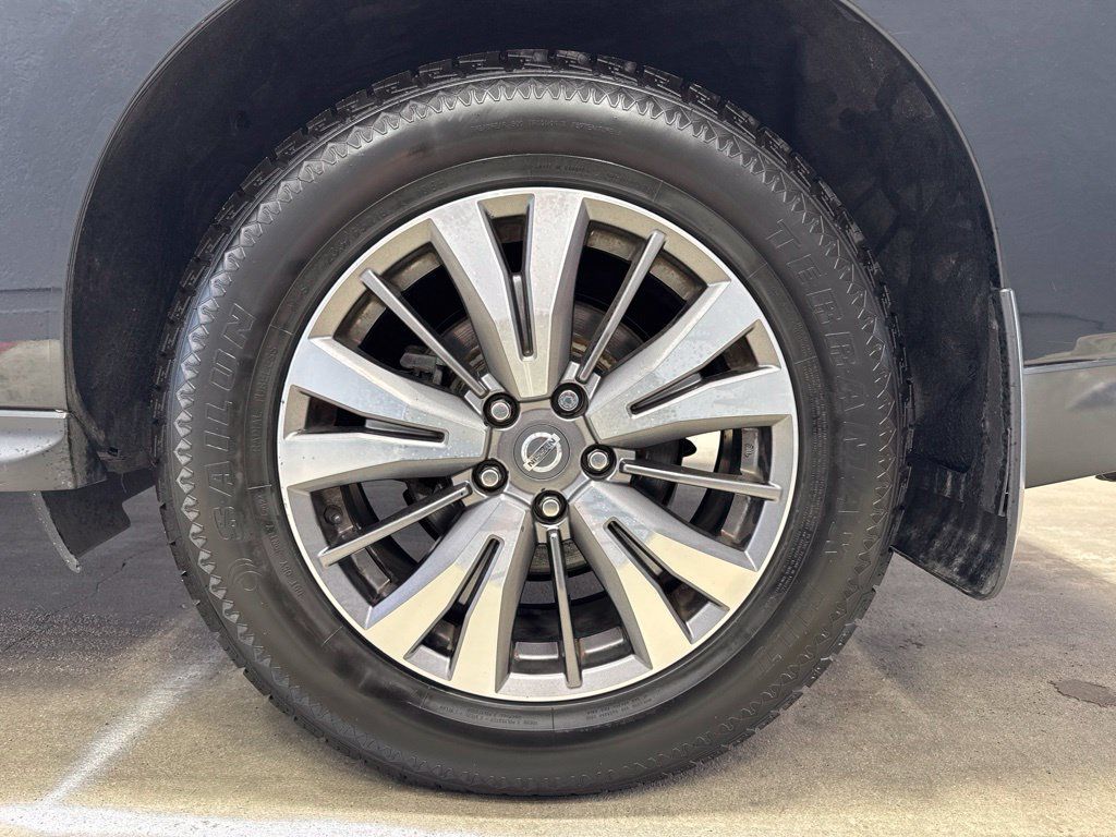 Used 2019 Nissan Pathfinder SV w/ SV All Weather Package FWD image 33