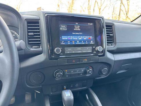 Used 2022 Nissan Frontier S w/ Technology Package image 25