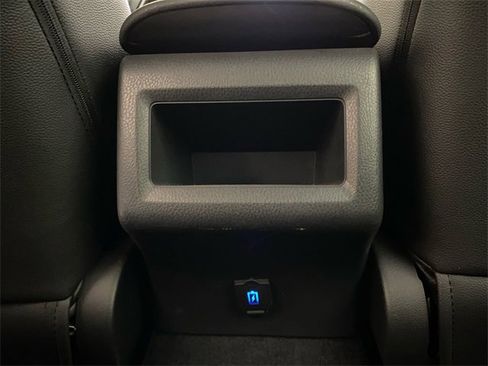 Used 2021 Toyota Camry LE w/ Carpet Mat Package (TMS) image 23