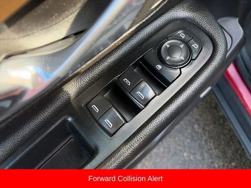 Used 2018 GMC Terrain Denali w/ Advanced Safety Package image 24