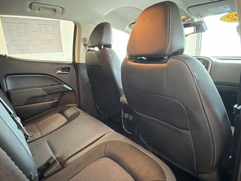 Used 2022 Chevrolet Colorado Z71 w/ Safety Package image 29