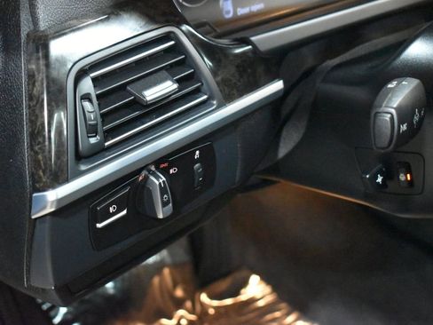 Used 2013 BMW 640i image 19