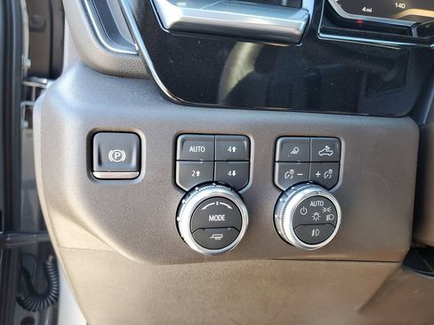 New 2026 GMC Sierra 1500 SLT w/ SLT Premium Plus Package AWD/4WD image 32