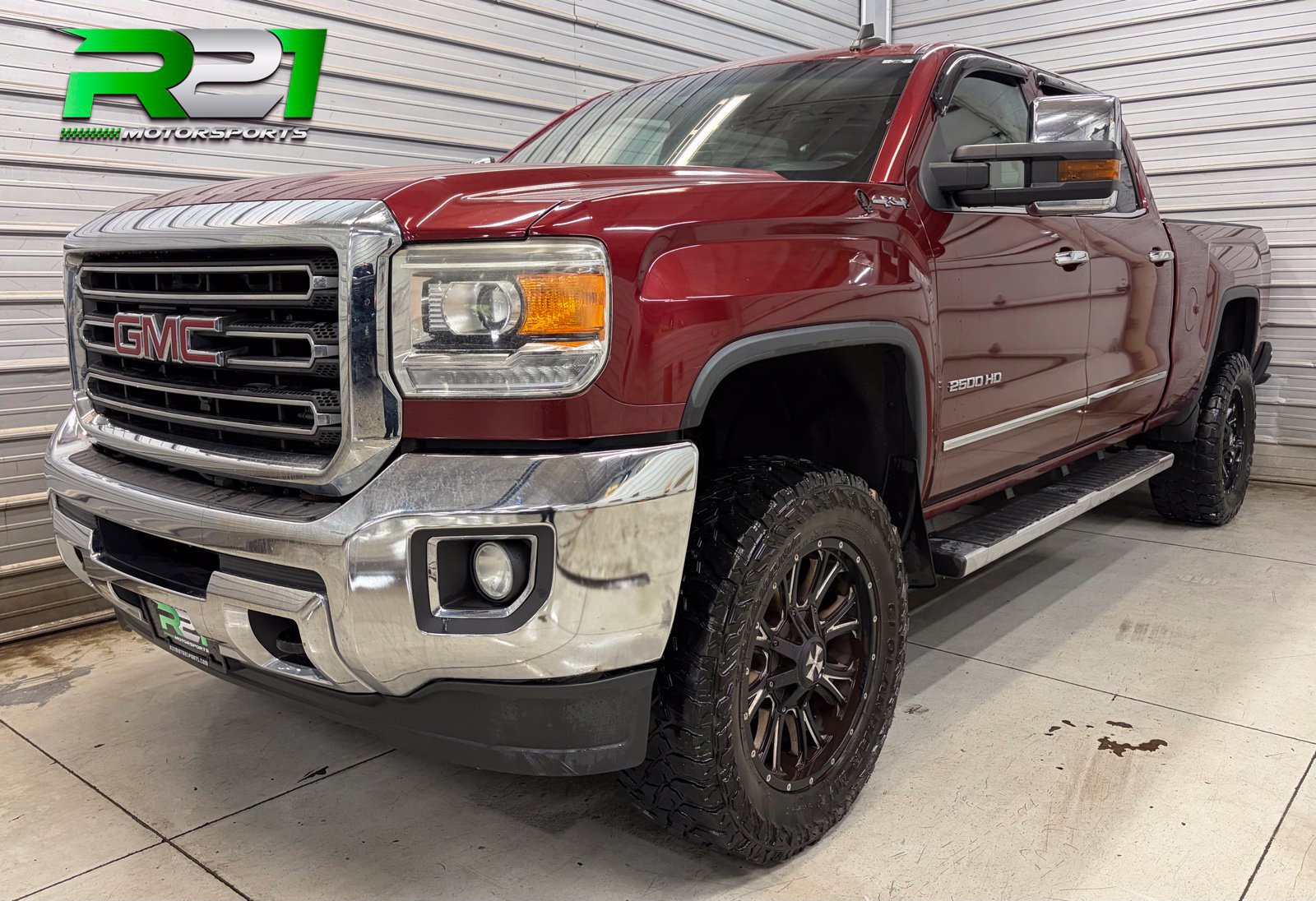 Used 2015 GMC Sierra 2500 SLT AWD/4WD image 1