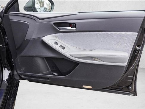 Used 2019 Toyota Avalon XSE w/ All Weather Liner Package image 29