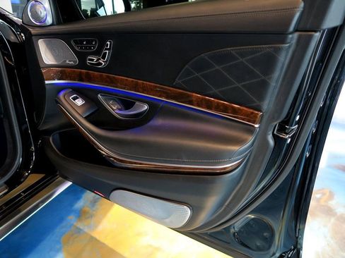 Used 2014 Mercedes-Benz S 63 AMG 4MATIC Sedan image 27