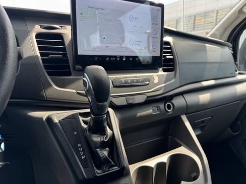 Used 2022 Ford Transit 350 XLT image 21