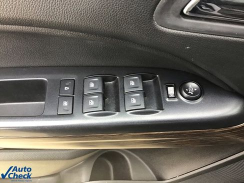 Used 2020 GMC Canyon Denali image 25