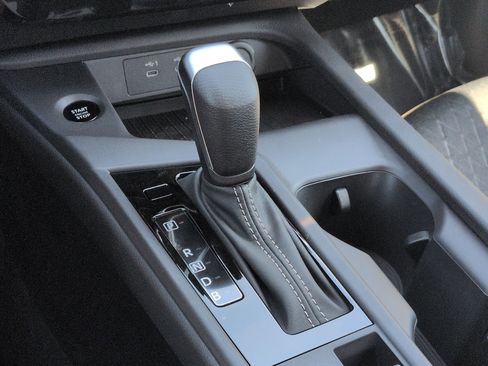New 2026 Nissan Sentra SV w/ Floor Mat Package FWD image 18