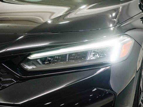 Used 2025 Honda Civic Sport image 7