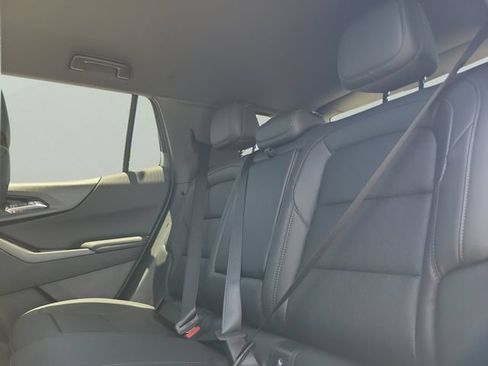New 2026 Chevrolet Equinox LT w/ Convenience Package II FWD image 12