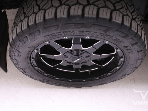 Used 2013 Lexus LX 570 4WD w/ Preferred Accessory Pkg image 30