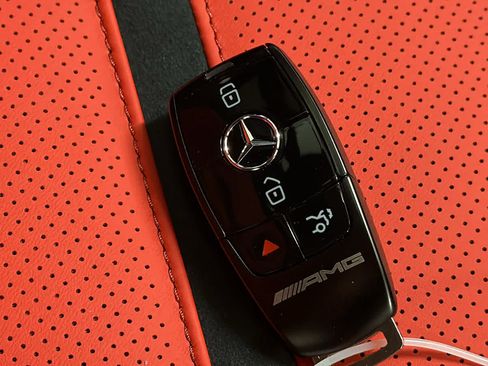 New 2026 Mercedes-Benz GLE 63 AMG S image 37