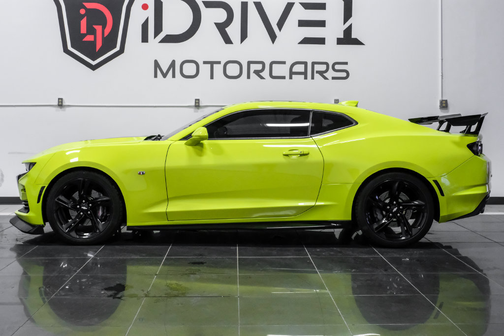 Used 2019 Chevrolet Camaro SS RWD image 12