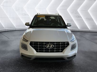Certified 2025 Hyundai Venue SEL