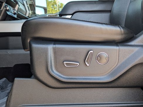 Used 2019 Ford F250 Lariat w/ Lariat Ultimate Package image 27