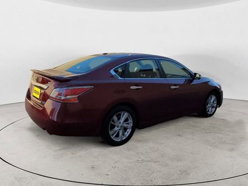 Used 2013 Nissan Altima 2.5 SV w/ 2.5SV Convenience Pkg FWD image 5