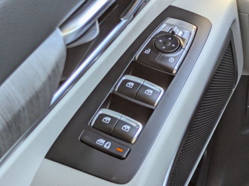 New 2025 Kia Telluride EX image 32