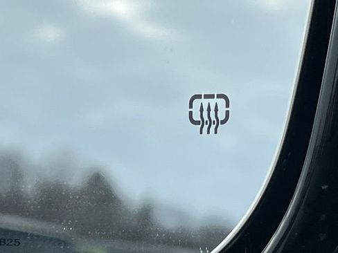 New 2026 Jeep Grand Cherokee Altitude image 37