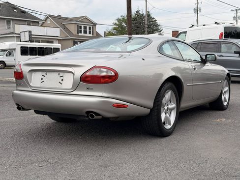 Used 1998 Jaguar XK8 Coupe RWD image 5