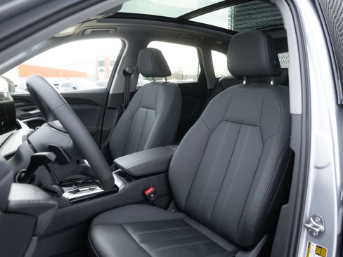 Certified 2025 Audi Q5 Premium Plus w/ Premium Plus image 23