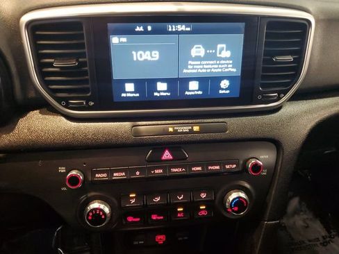 Used 2020 Kia Sportage LX AWD/4WD image 19