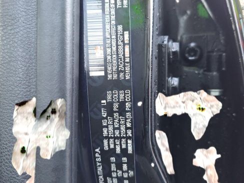 Used 2018 Jeep Renegade Latitude image 7