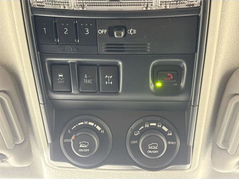 Certified 2024 Toyota 4Runner TRD Off-Road Premium AWD/4WD image 22